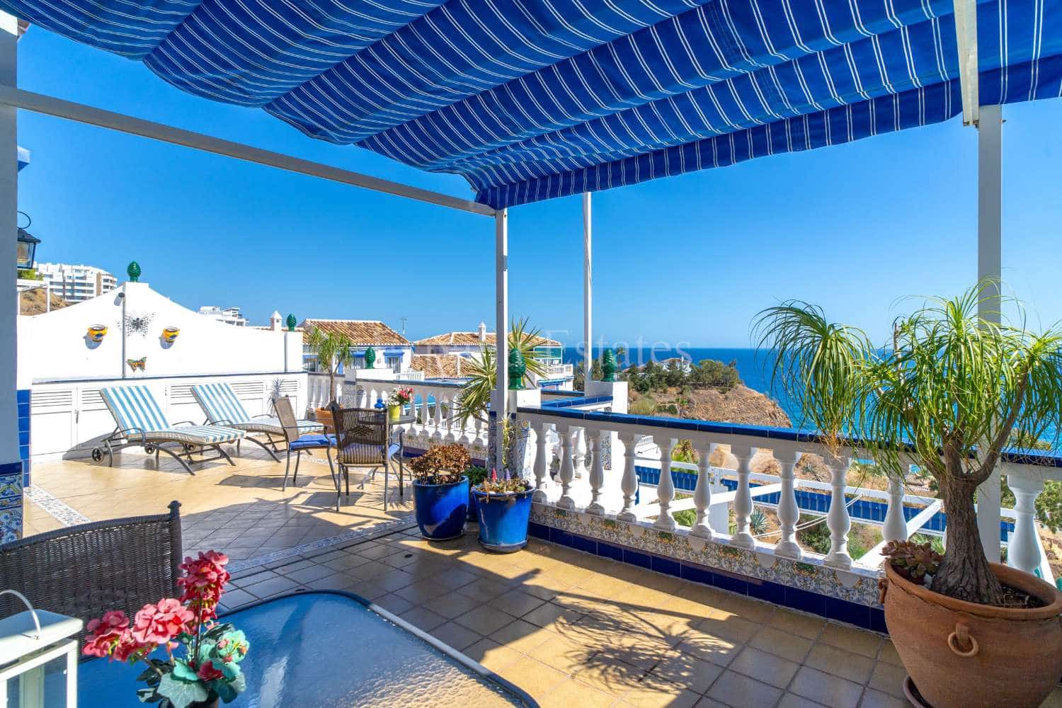 2 slaapkamer Strandappartement te koop in El Penoncillo met zwembad - € 330.000 (Ref: 10085490)
