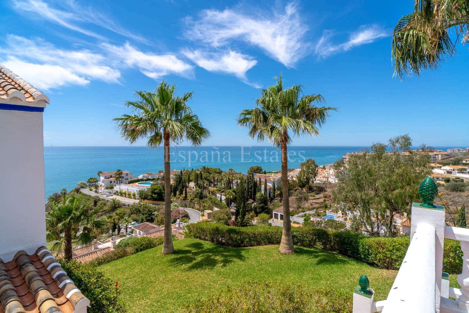 2 slaapkamer Strandappartement te koop in El Penoncillo met zwembad - € 330.000 (Ref: 10085490)