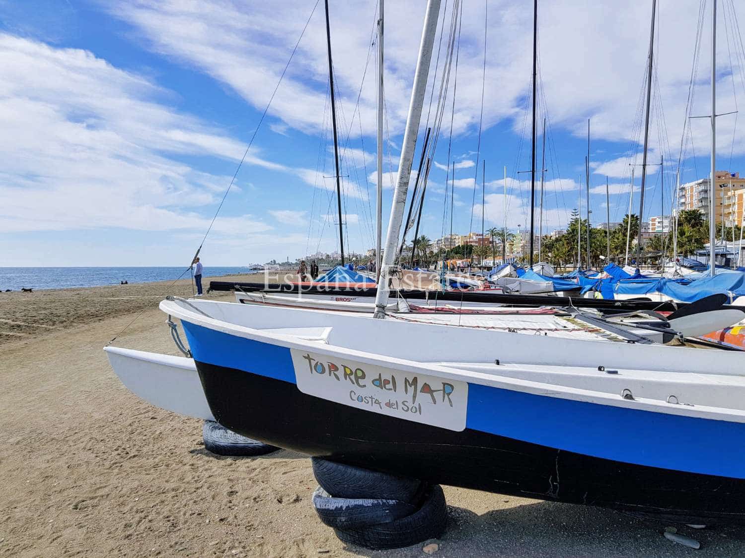 3 soveværelse Strandlejlighed til salg i Torre del Mar med swimmingpool garage - € 759.500 (Ref: 10139117)