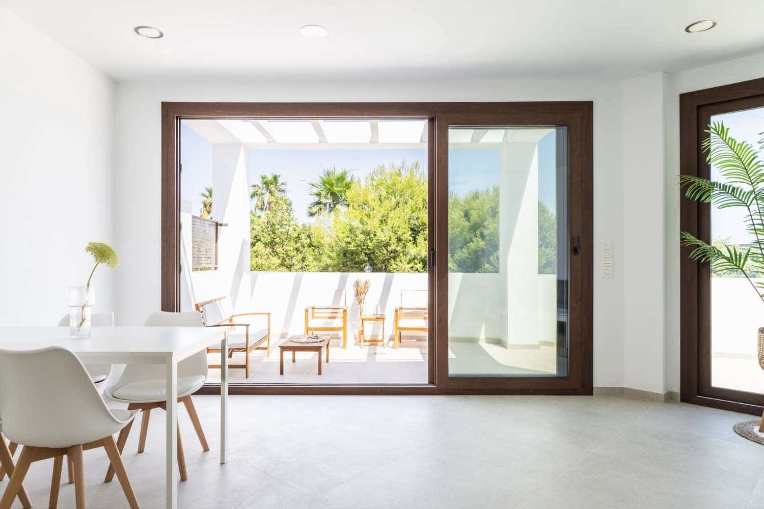 2 soverom Rekkehus til salgs i Nerja med svømmebasseng garasje - € 524 000 (Ref: 10166085)