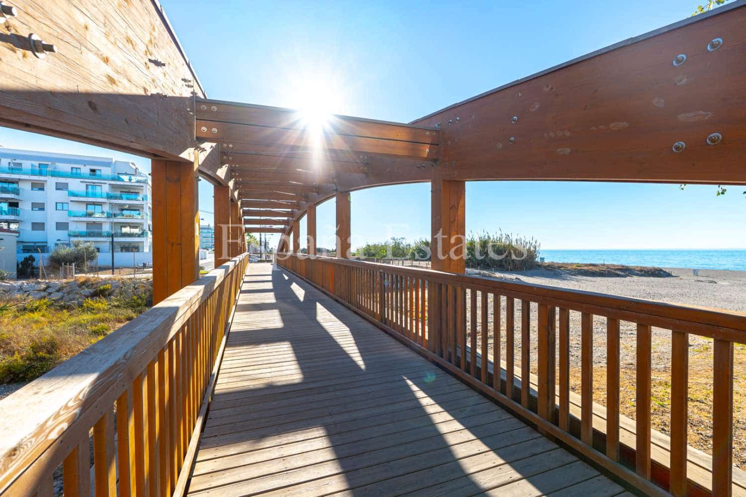 3 soveværelse Strandlejlighed til salg i El Morche med swimmingpool garage - € 344.000 (Ref: 8770962)