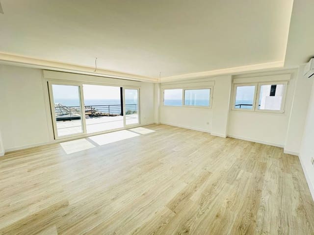 4 sovrum Villa till salu i El Peñoncillo, Torrox med pool garage - 655 250 € (Ref: 8770977)