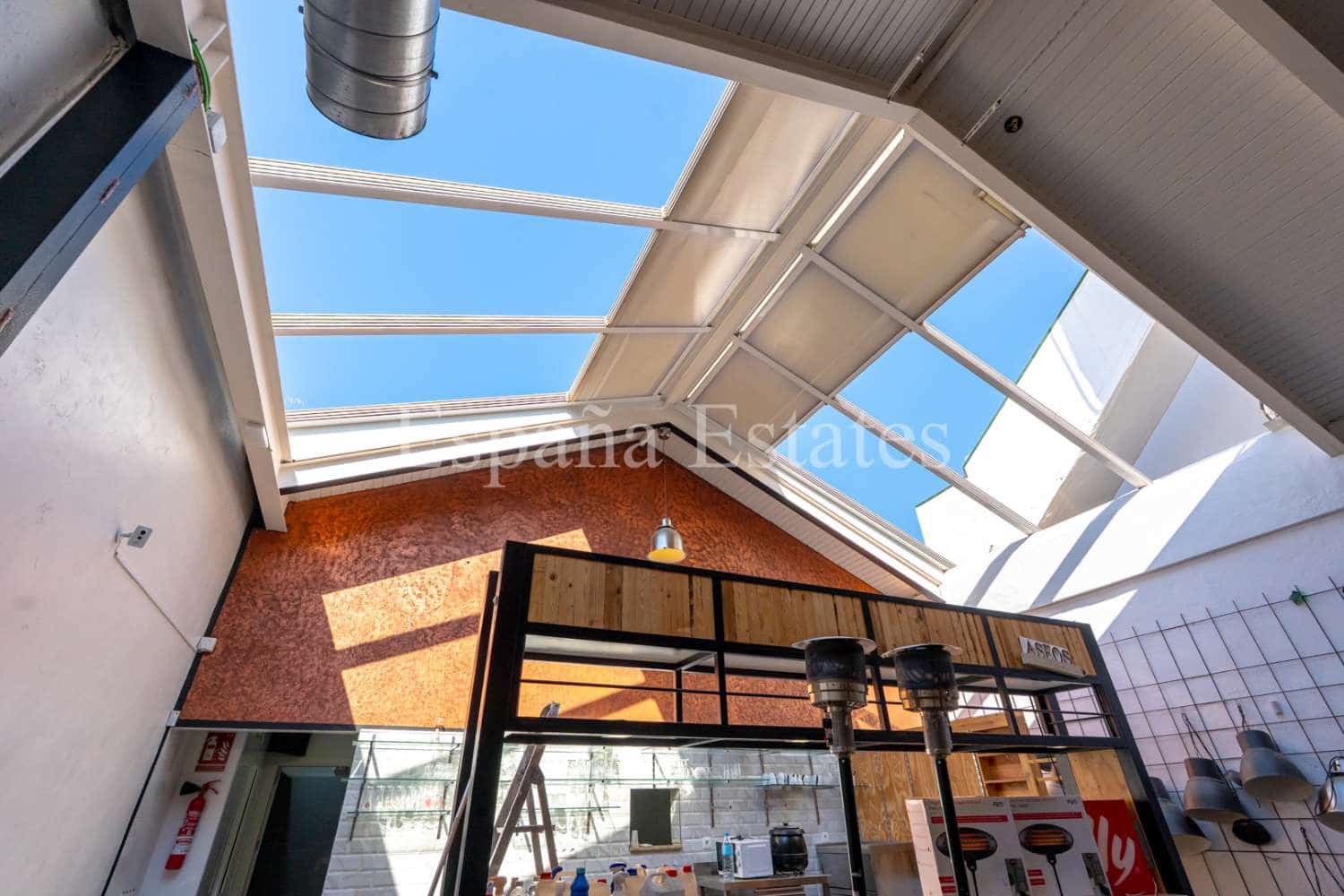 Erhverv til salg i Nerja - € 750.000 (Ref: 9102716)