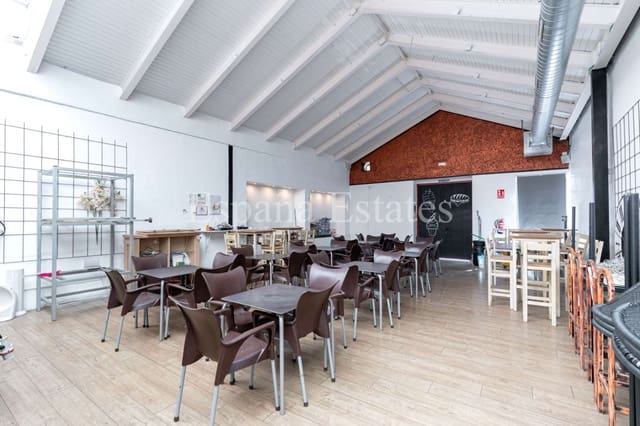 Kommersiell til salgs i Centro, Nerja - € 750 000 (Ref: 9102716)