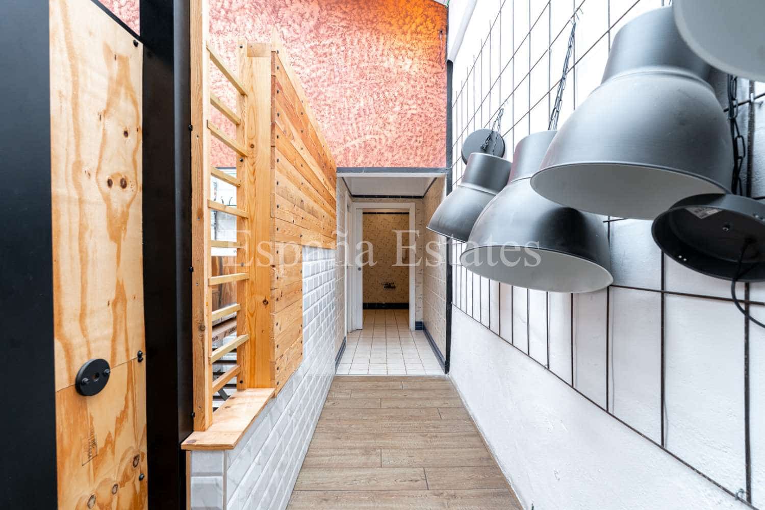 Erhverv til salg i Nerja - € 750.000 (Ref: 9102716)