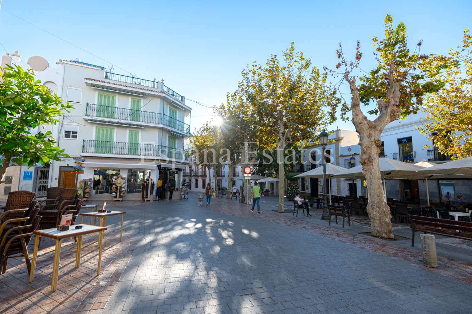 Erhverv til salg i Nerja - € 750.000 (Ref: 9102716)