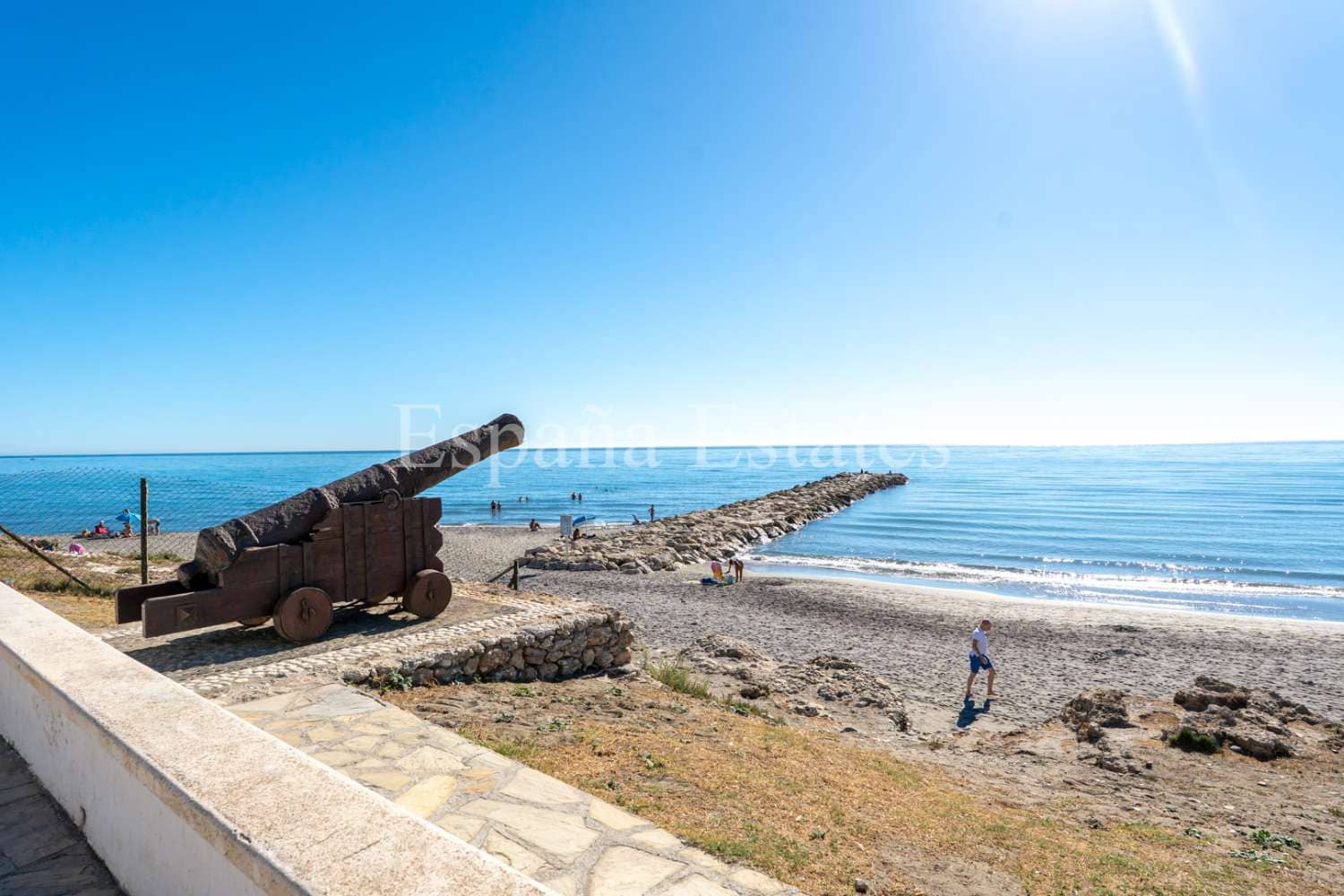 3 chambre Appartement de Plage à vendre à Torrox-Costa avec piscine garage - 422 000 € (Ref: 9132112)