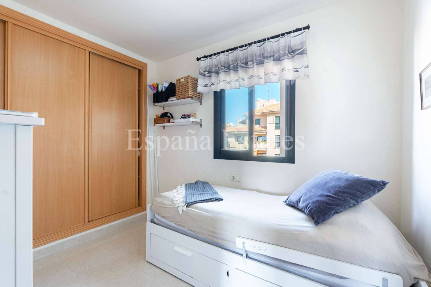 3 bedroom Beach Apartment for sale in Nerja with pool garage - € 450,000 (Ref: 9294181)
