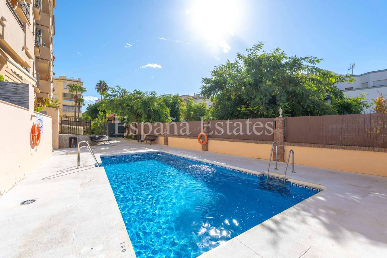 3 bedroom Beach Apartment for sale in Nerja with pool garage - € 450,000 (Ref: 9294181)