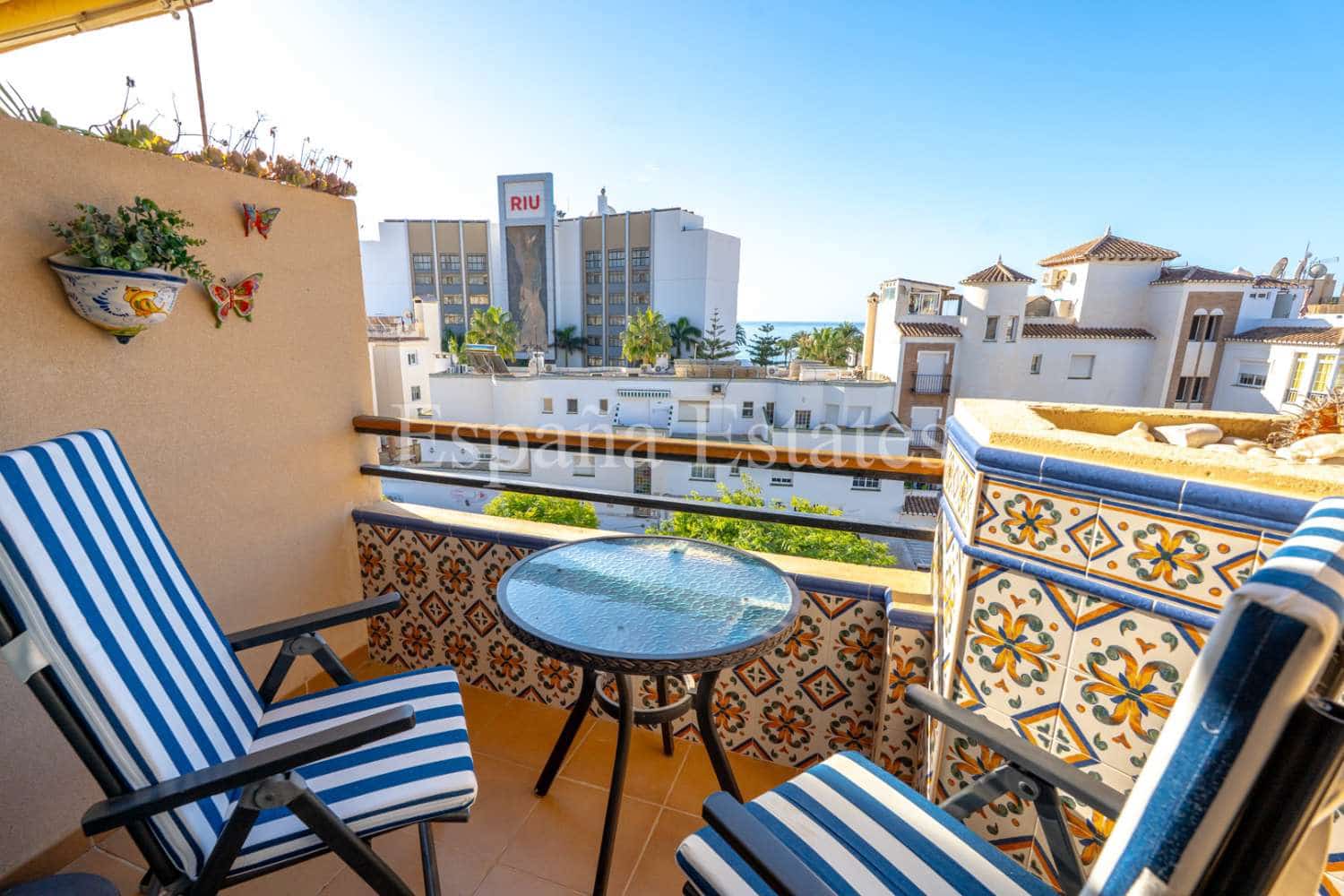 3 bedroom Beach Apartment for sale in Nerja with pool garage - € 450,000 (Ref: 9294181)