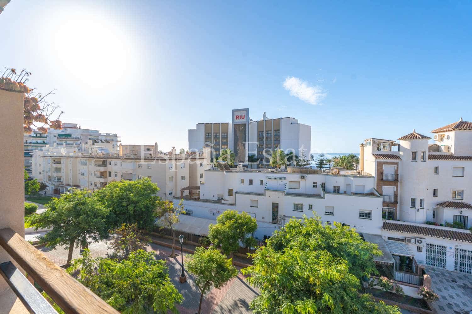 3 bedroom Beach Apartment for sale in Nerja with pool garage - € 450,000 (Ref: 9294181)