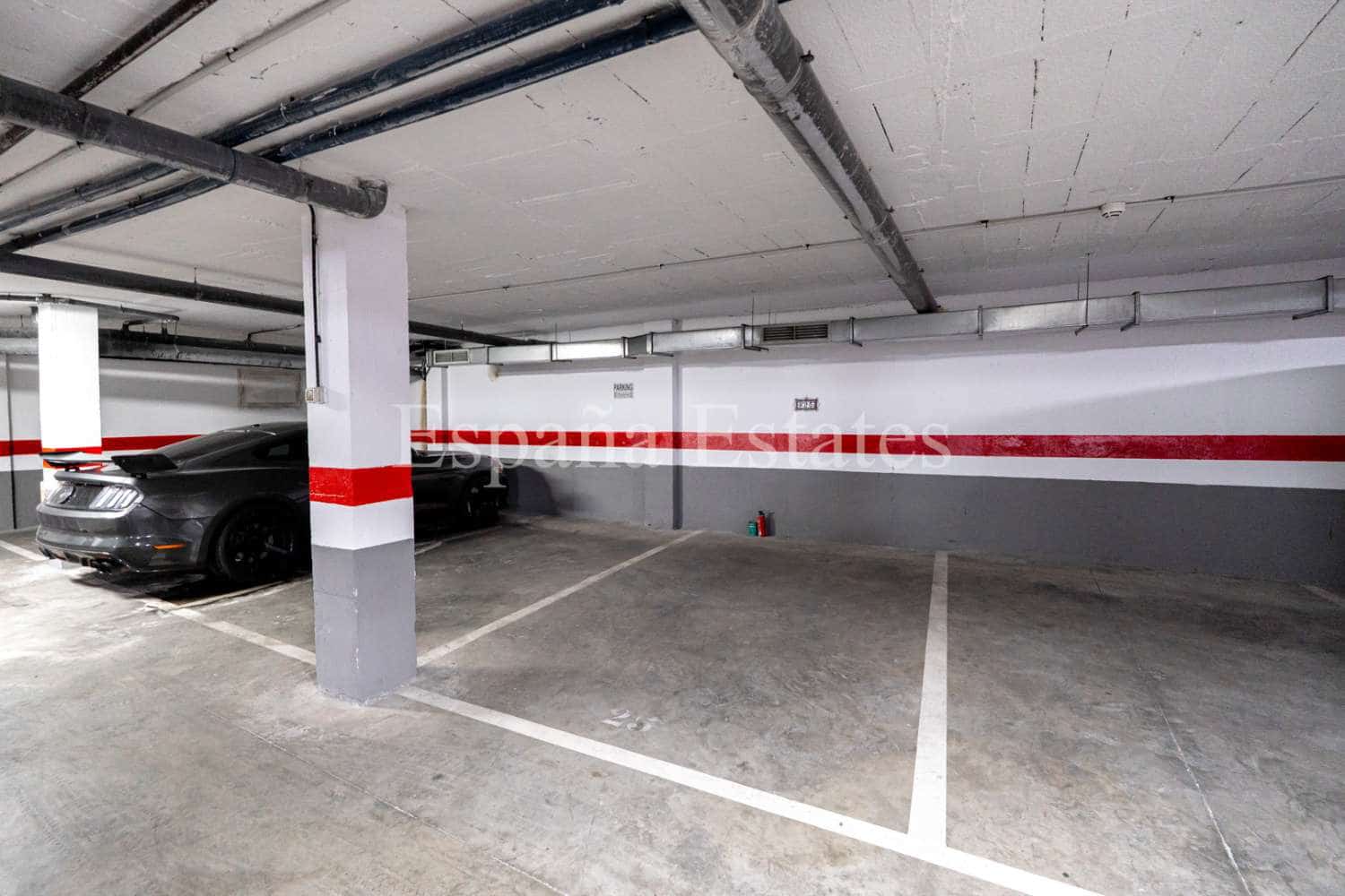 3 bedroom Beach Apartment for sale in Nerja with pool garage - € 450,000 (Ref: 9294181)