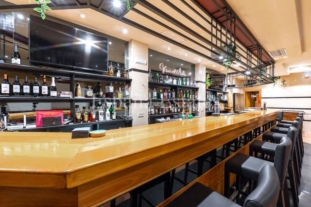 Restaurant/Bar for sale in Centro, Nerja - € 345,000 (Ref: 9374973)