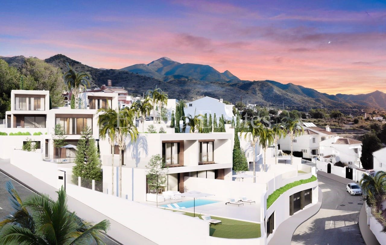 3 makuuhuone Huvila myytävänä paikassa Nerja mukana uima-altaan - 1 645 000 € (Ref: 9398204)