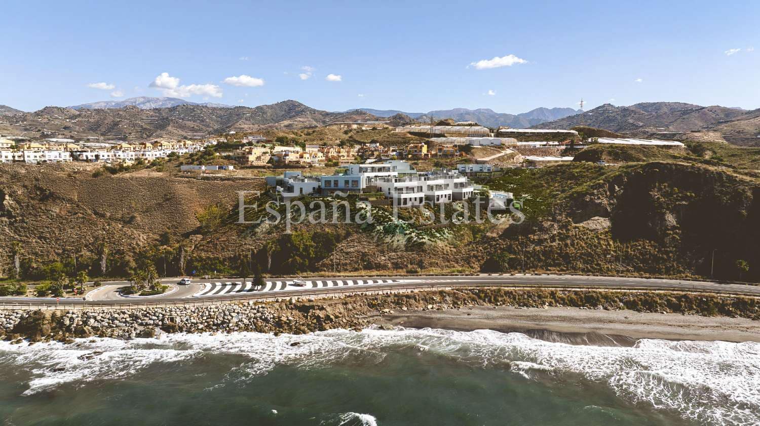 3 slaapkamer Halfvrijstaande villa te koop in Lagos met zwembad garage - € 388.000 (Ref: 9413630)