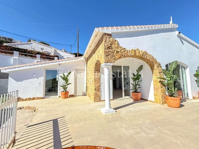 3 Zimmer Haus zu verkaufen in El Peñoncillo, Torrox mit Pool Garage - 450.000 € (Ref: 9461127)