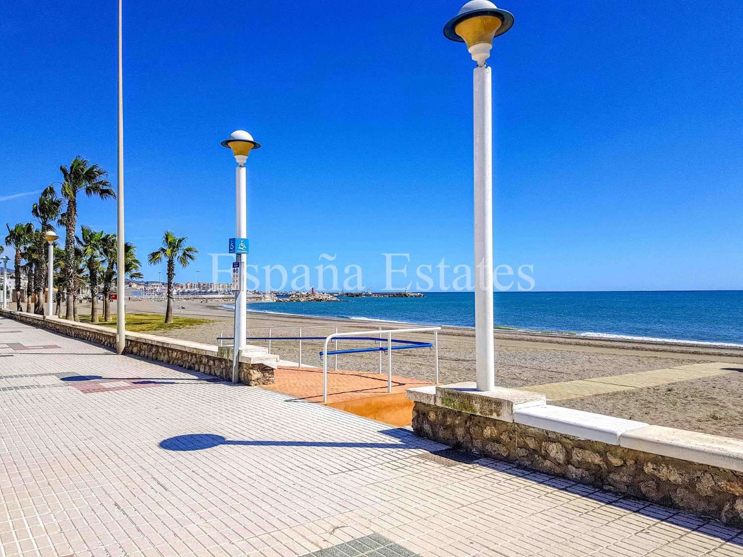 2 chambre Appartement de Plage à vendre à Torre del Mar avec piscine - 371 000 € (Ref: 9508388)