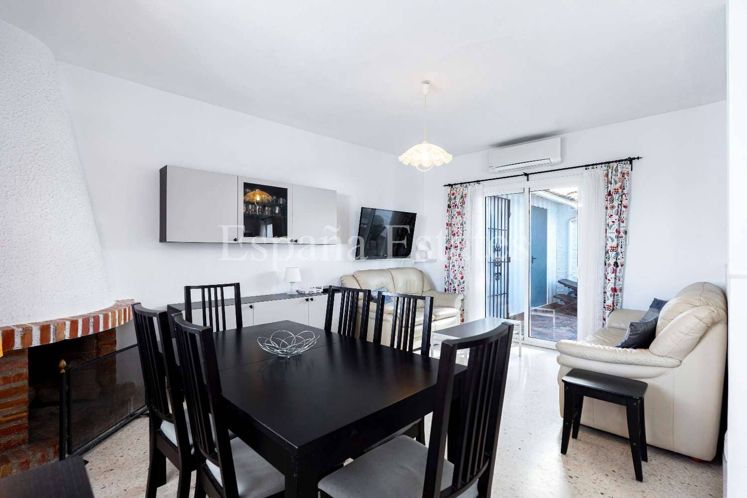 3 sovrum Radhus till salu i Nerja med pool - 399 000 € (Ref: 9533370)