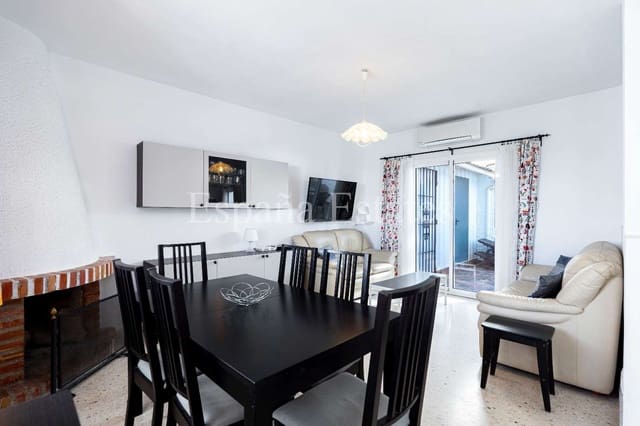 3 sovrum Radhus till salu i Burriana, Nerja med pool - 399 000 € (Ref: 9533370)