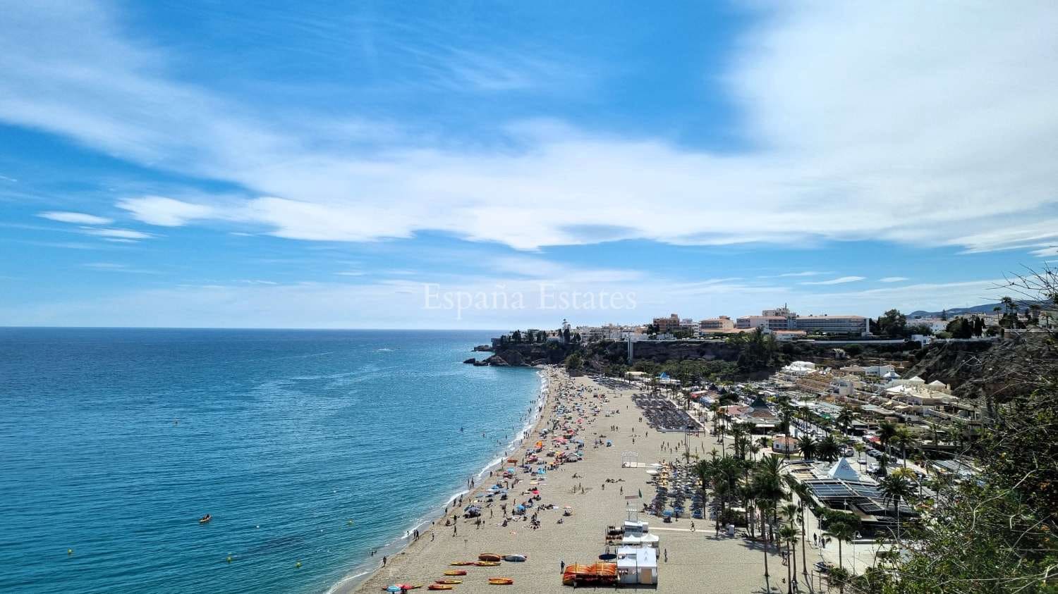 3 sovrum Radhus till salu i Nerja med pool - 399 000 € (Ref: 9533370)