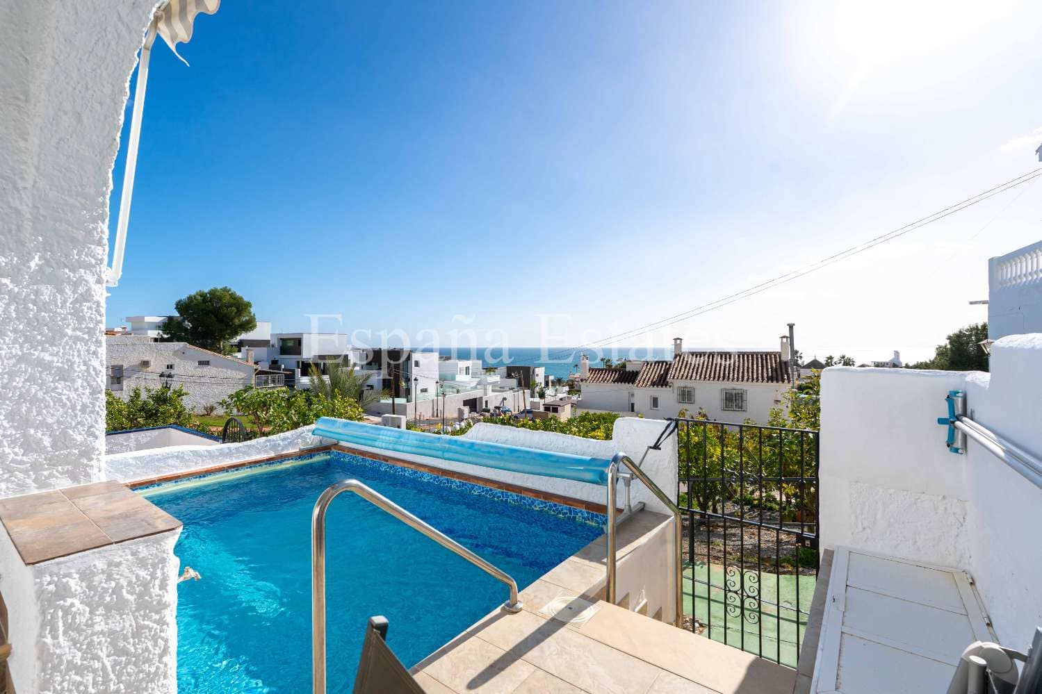 3 bedroom Terraced Villa for sale in Nerja with pool - € 385,000 (Ref: 9533370)
