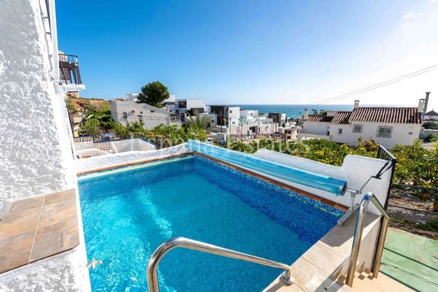 3 quarto Moradia em Banda para venda em Burriana, Nerja com piscina - 399 000 € (Ref: 9533370)