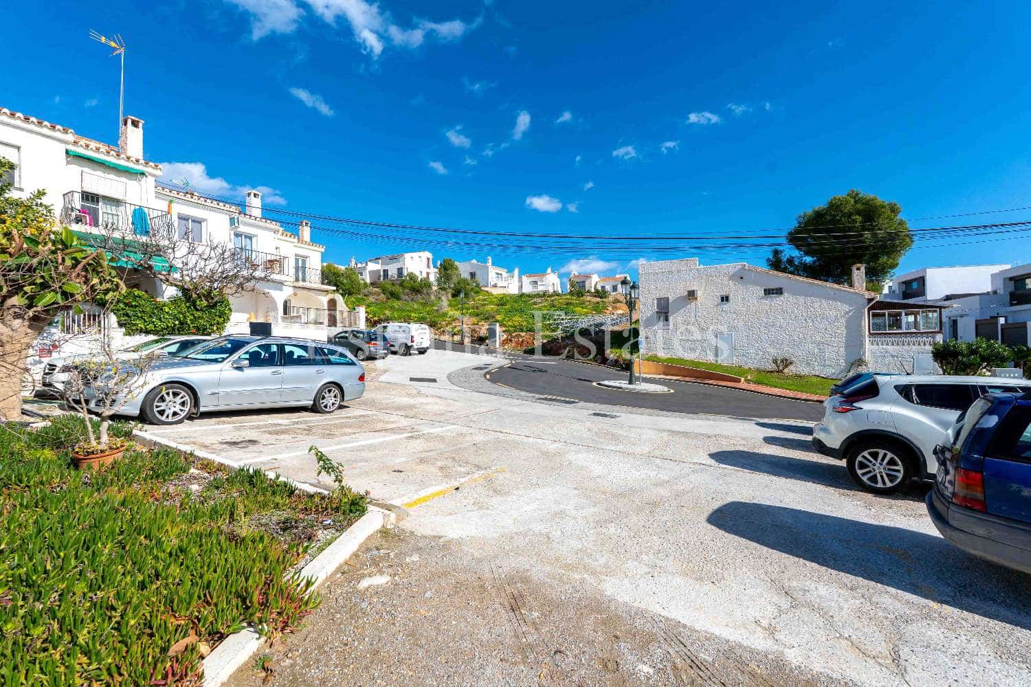 3 bedroom Terraced Villa for sale in Nerja with pool - € 385,000 (Ref: 9533370)