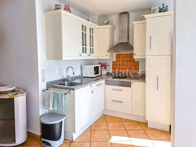 1 sypialnia Apartament przy plaży na sprzedaż w Centro Internacional, Torrox z basenem - 255 000 € (Ref: 9735203)