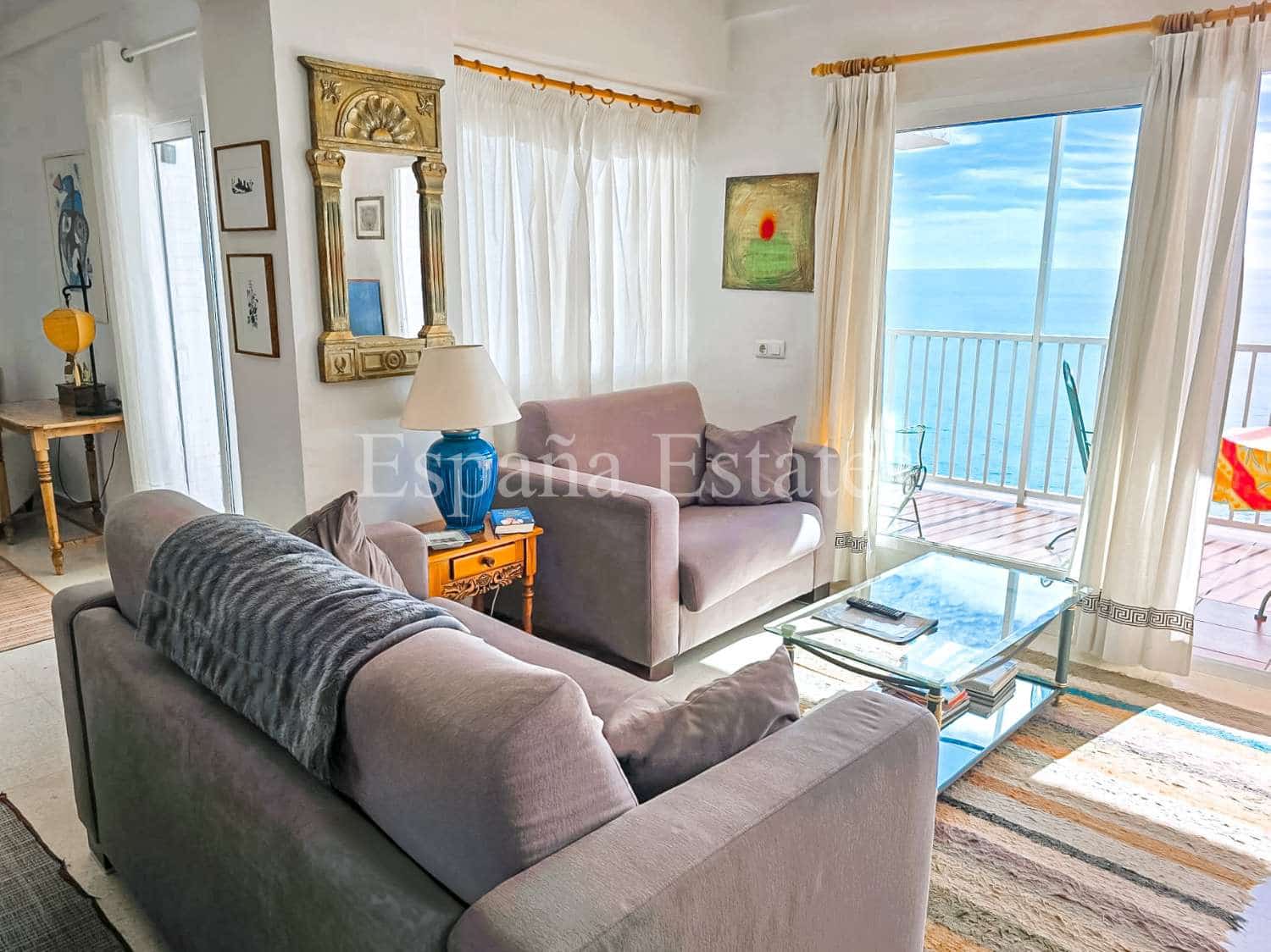 2 bedroom Beach Apartment for sale in Nerja with garage - € 570,000 (Ref: 9735204)
