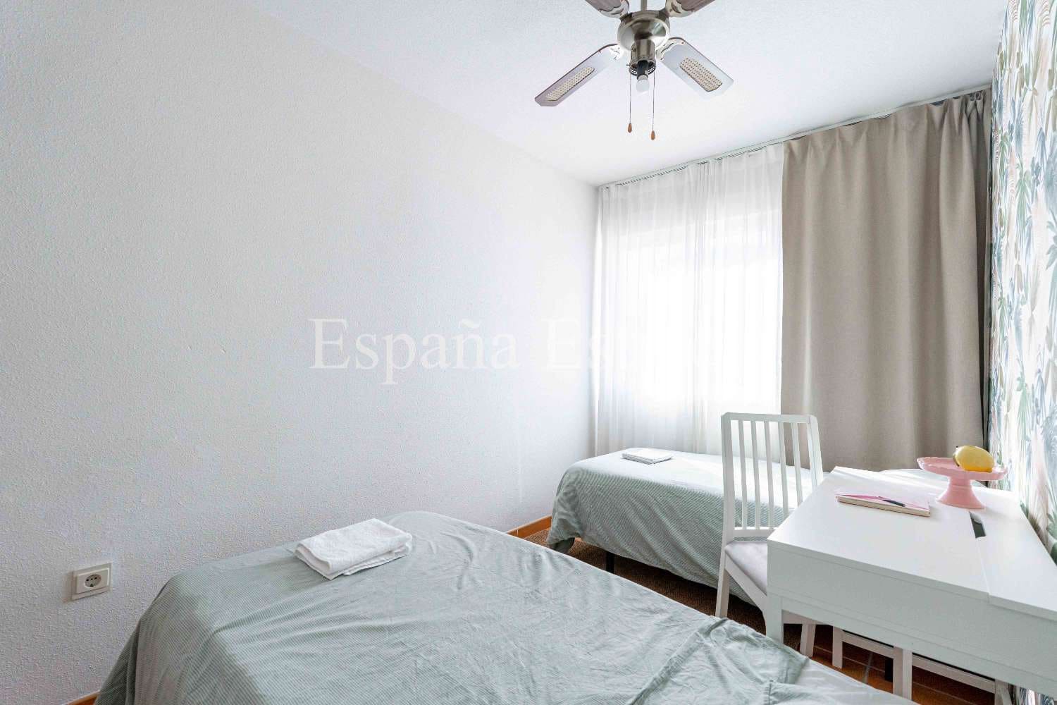 2 sypialnia Apartament przy plaży na sprzedaż w Torrox-Costa z basenem - 270 000 € (Ref: 9741492)