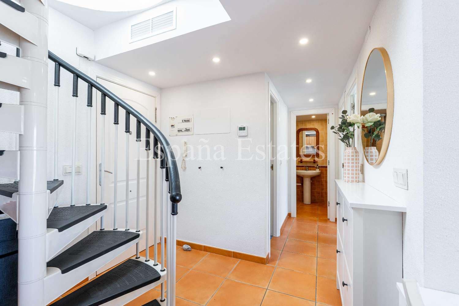 2 sypialnia Apartament przy plaży na sprzedaż w Torrox-Costa z basenem - 270 000 € (Ref: 9741492)