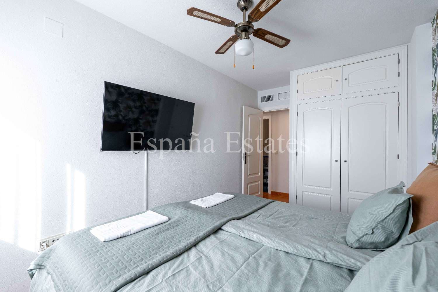 2 sypialnia Apartament przy plaży na sprzedaż w Torrox-Costa z basenem - 270 000 € (Ref: 9741492)