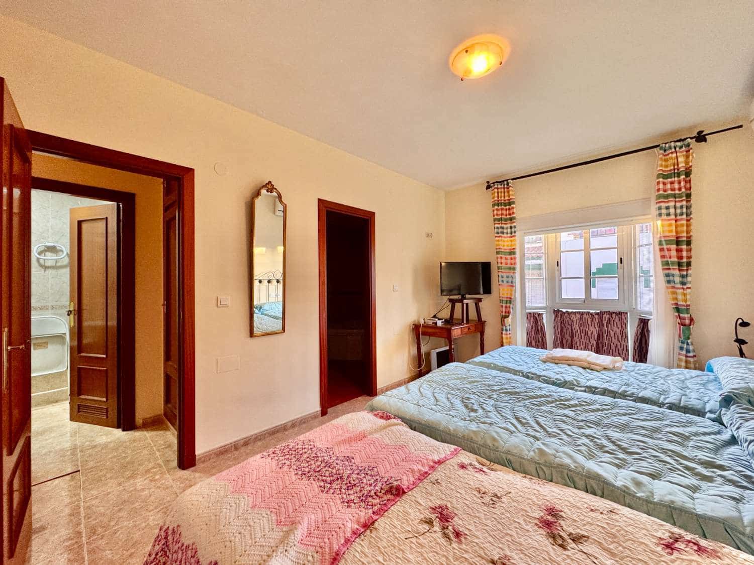 3 makuuhuone Rivitalo myytävänä paikassa Nerja - 475 000 € (Ref: 9798674)