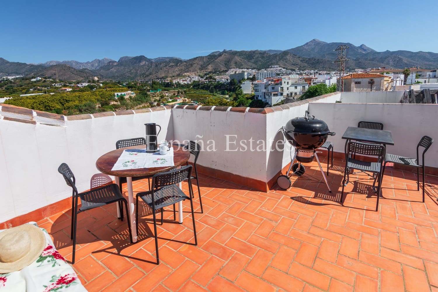 3 slaapkamer Strandappartement te koop in Nerja - € 385.000 (Ref: 9859085)