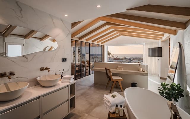 4 soverom Penthouse til salgs i Puerto Banus, Marbella - € 3 750 000 (Ref: 8470161)