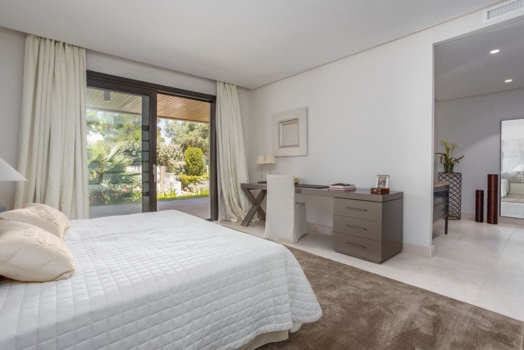 3 chambre Appartement à vendre à Sotogrande avec piscine garage - 1 250 000 € (Ref: 8504572)