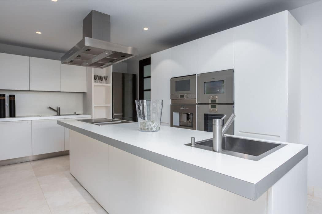 3 chambre Appartement à vendre à Sotogrande avec piscine garage - 1 250 000 € (Ref: 8504572)