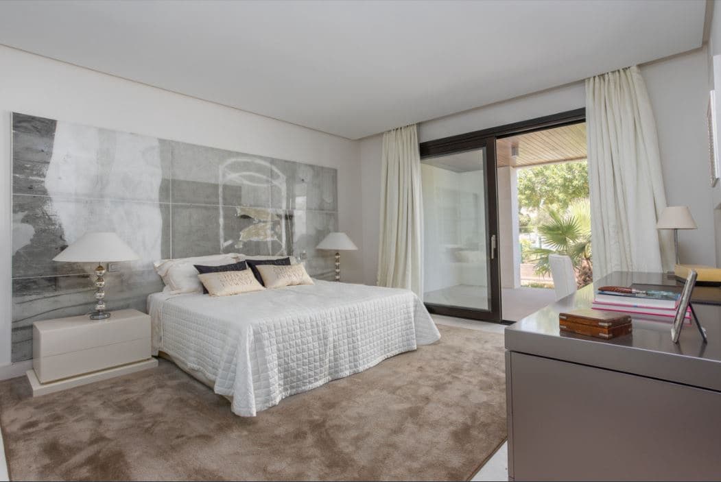 3 chambre Appartement à vendre à Sotogrande avec piscine garage - 1 250 000 € (Ref: 8504572)