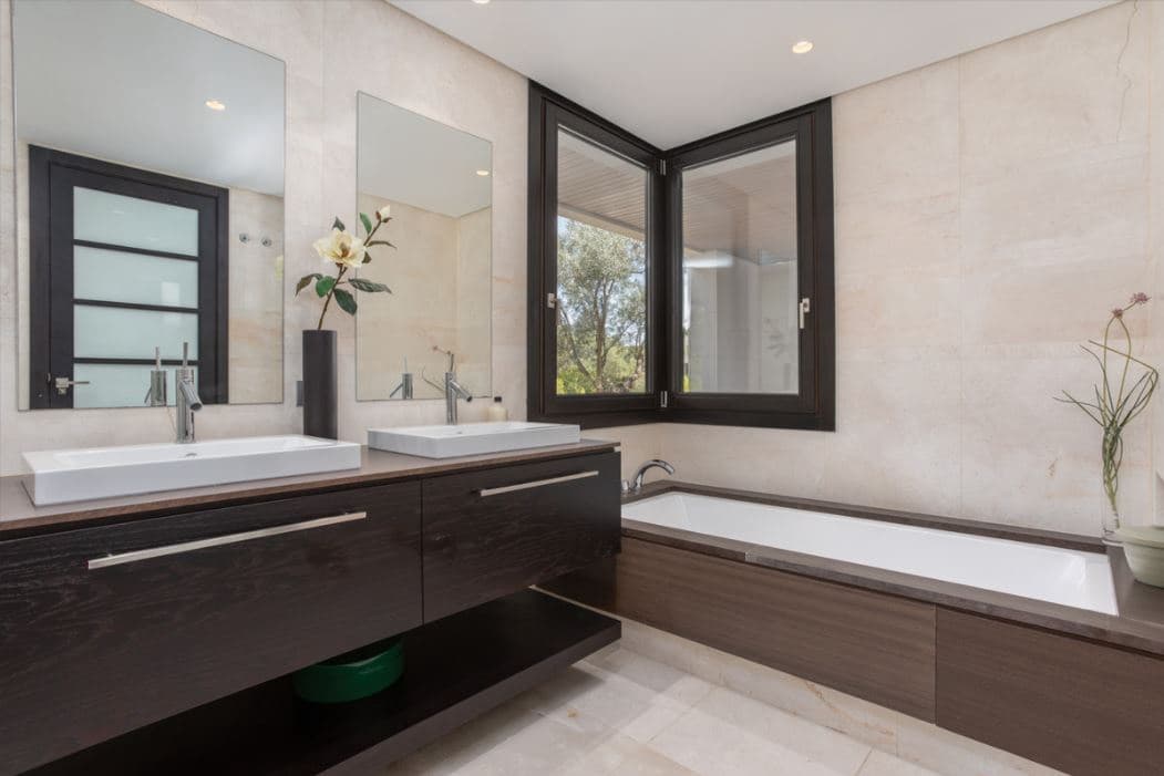 3 chambre Appartement à vendre à Sotogrande avec piscine garage - 1 250 000 € (Ref: 8504572)