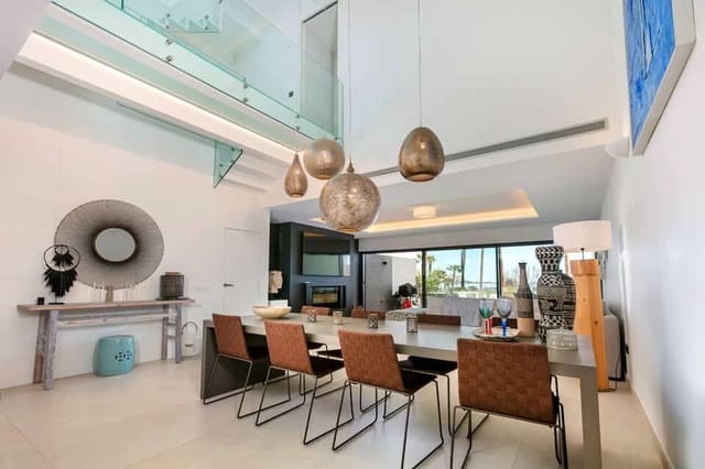 4 soverom Villa til salgs i Guadalobón, Estepona med svømmebasseng garasje - € 2 290 000 (Ref: 8509273)