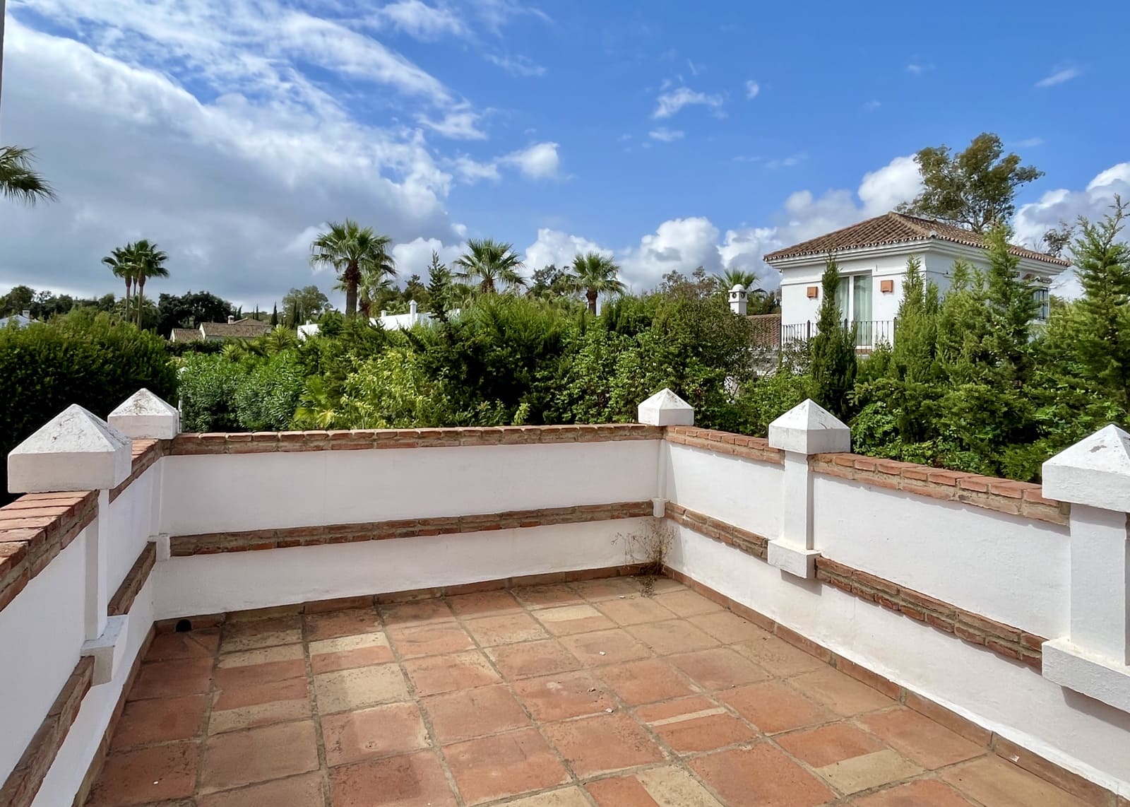 5 Zimmer Villa zu verkaufen in Sotogrande mit Pool Garage - 1.150.000 € (Ref: 8535613)