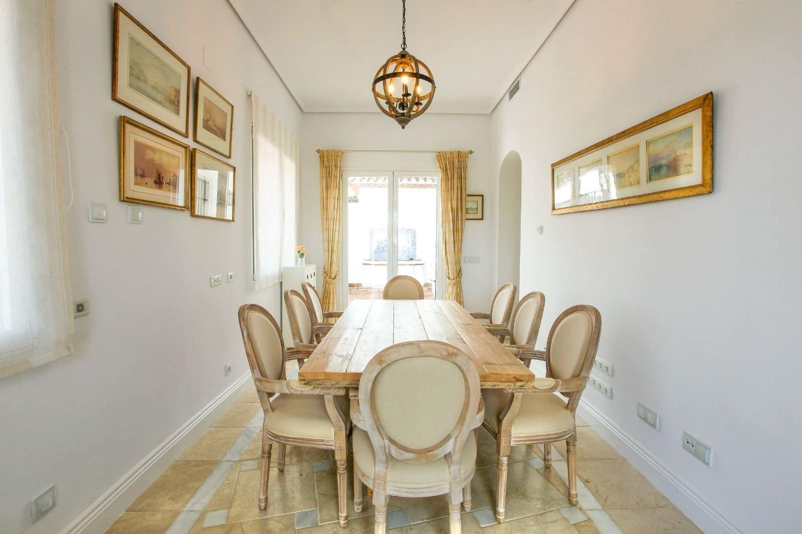 6 soverom Villa til salgs i Sotogrande med svømmebasseng garasje - € 1 800 000 (Ref: 8842412)