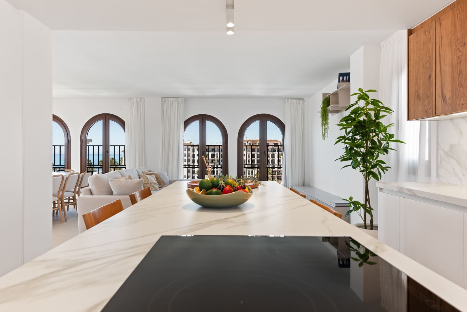 4 soveværelse Penthouse til salg i La Duquesa / Puerto de la Duquesa med swimmingpool - € 1.350.000 (Ref: 9025022)