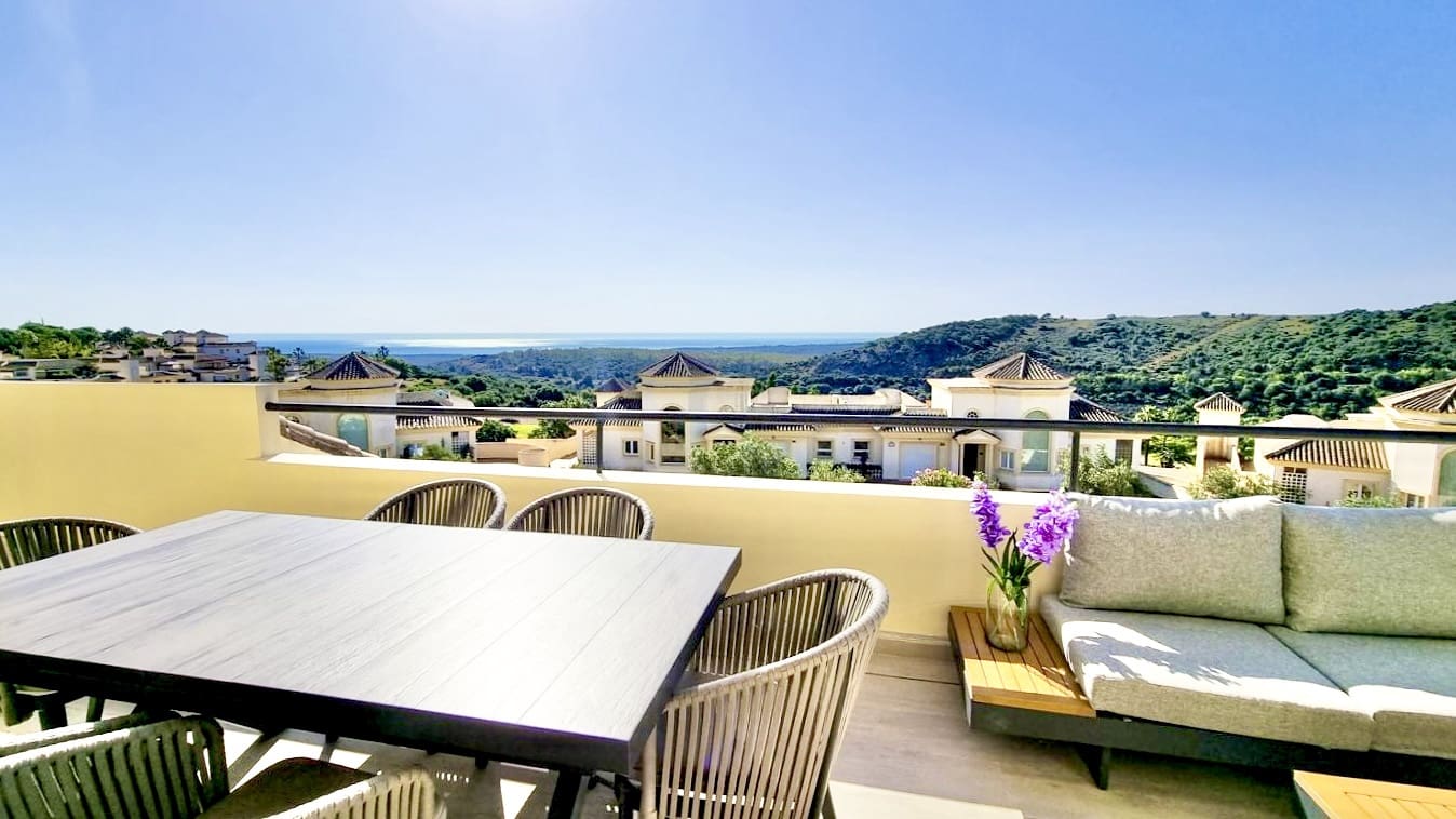 3 soveværelse Penthouse til salg i Sotogrande med swimmingpool garage - € 799.000 (Ref: 9101304)