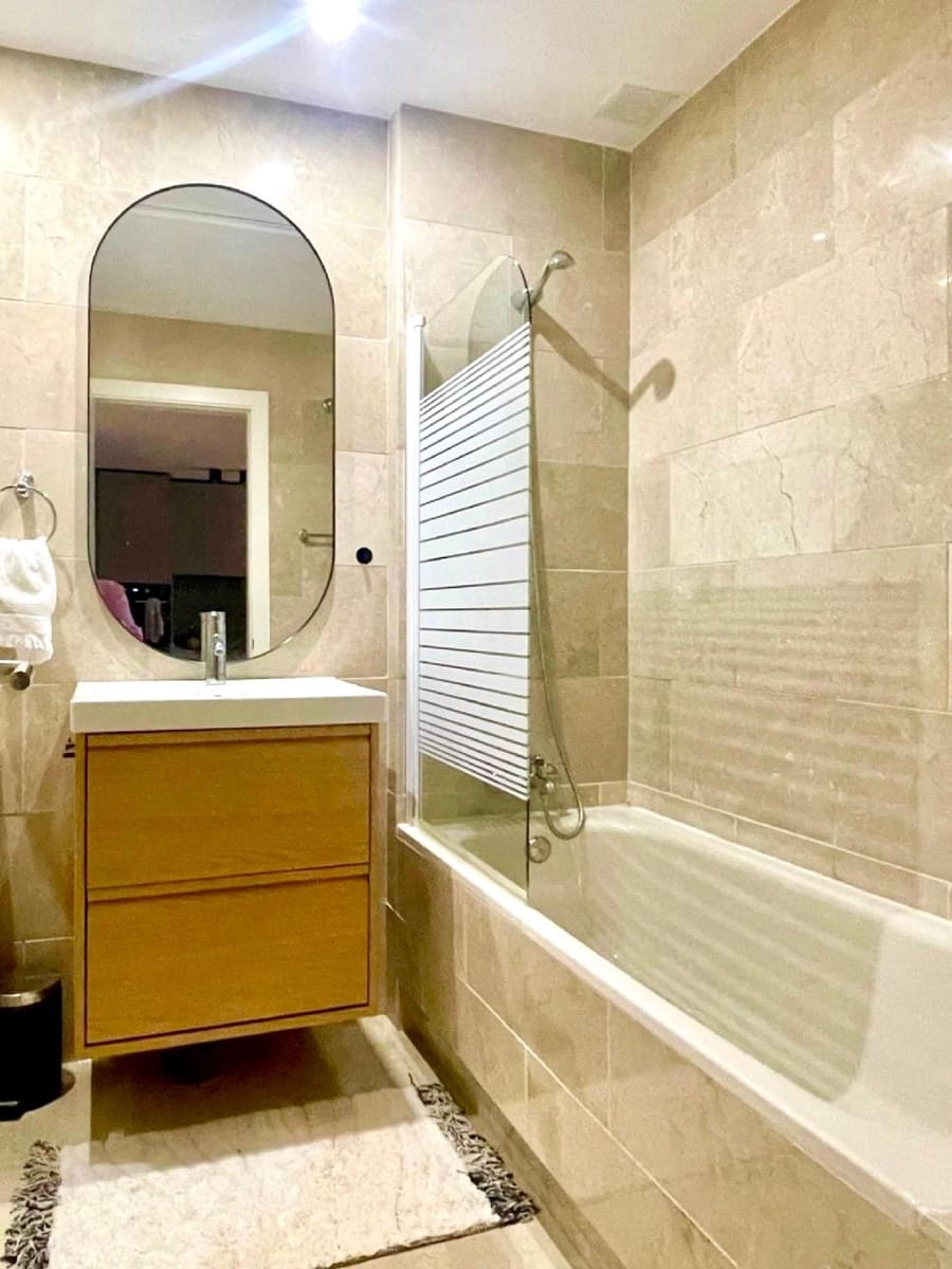 2 sypialnia Apartament na sprzedaż w Manilva z basenem garażem - 355 000 € (Ref: 9143940)