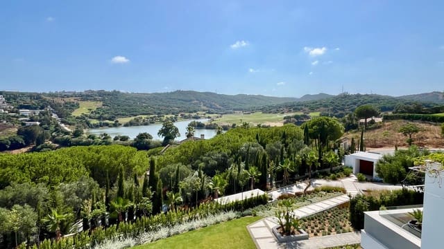 6 soverom Villa til salgs i Sotogrande Alto, San Roque med svømmebasseng garasje - € 6 975 000 (Ref: 9151606)