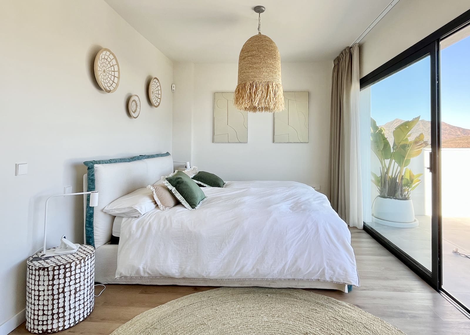 3 sypialnia Dom na sprzedaż w Elviria z basenem garażem - 850 000 € (Ref: 9421530)