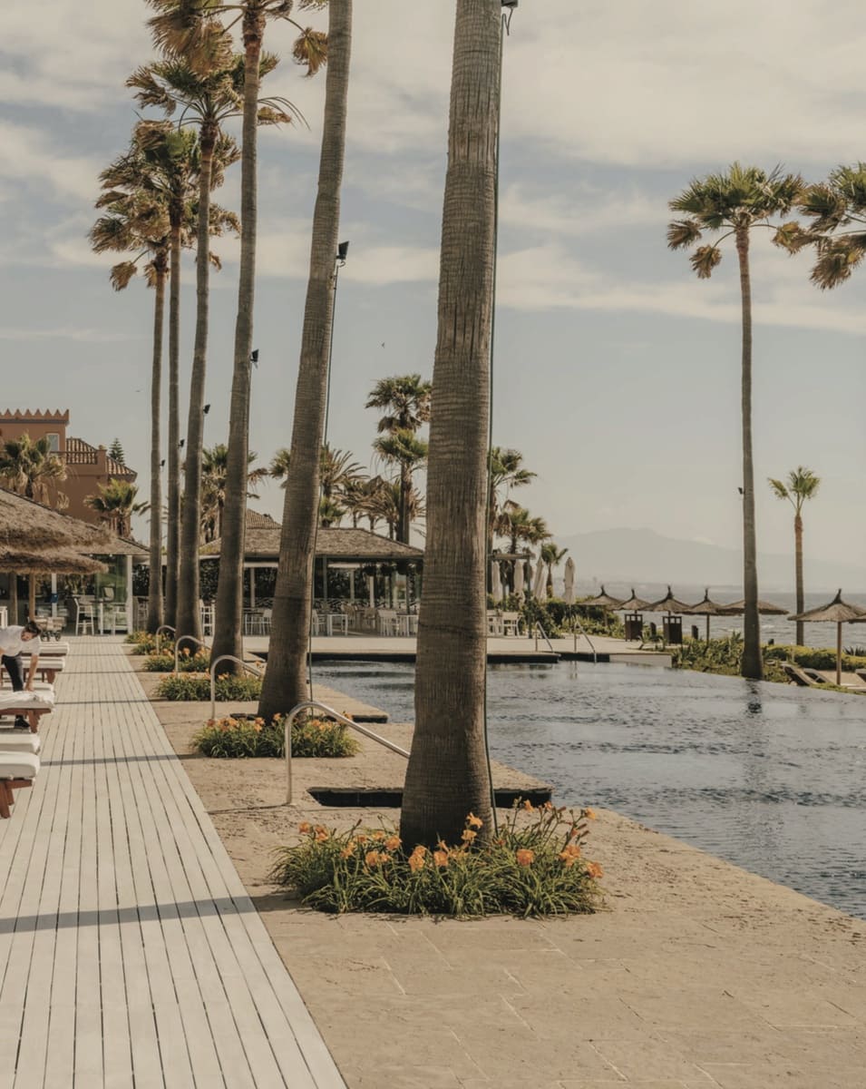 3 slaapkamer Appartement te koop in Casares met zwembad - € 1.675.000 (Ref: 9583095)