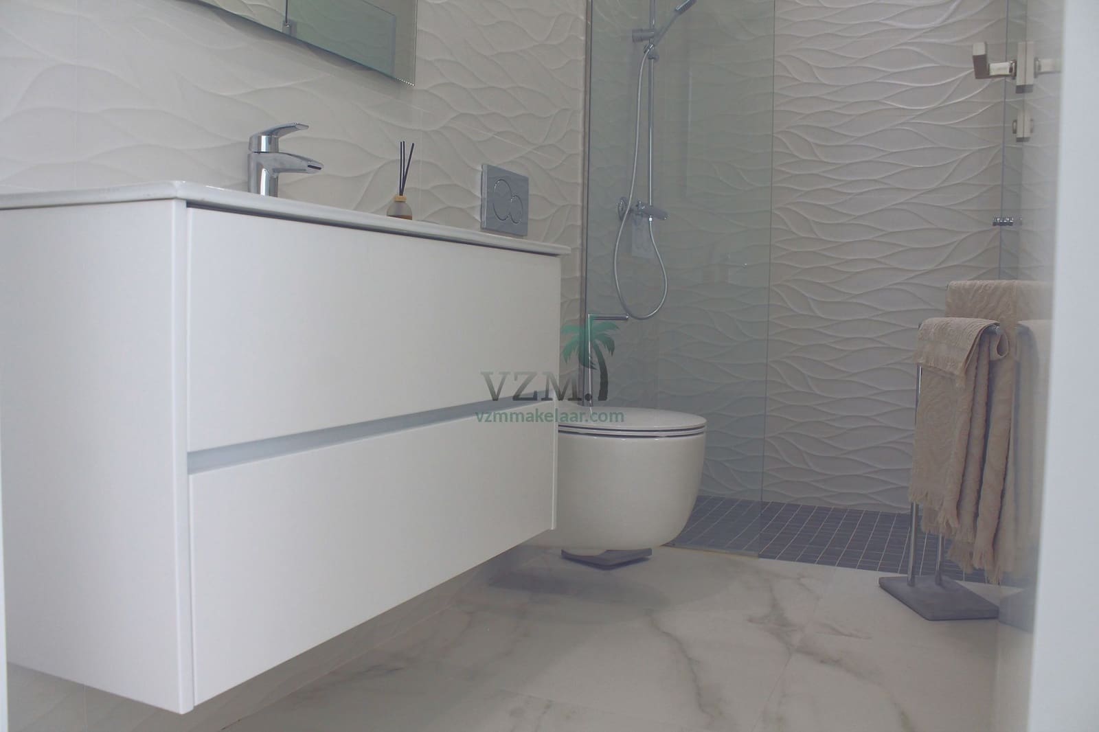 4 bedroom Villa for sale in San Miguel de Salinas with pool - € 630,000 (Ref: 8268391)