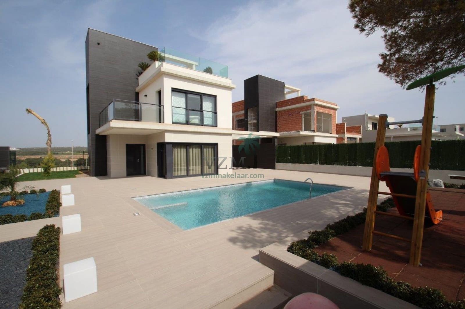 4 bedroom Villa for sale in San Miguel de Salinas with pool - € 630,000 (Ref: 8268391)